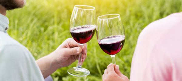 Alkoholfreier Wein (Bild: Freepik)